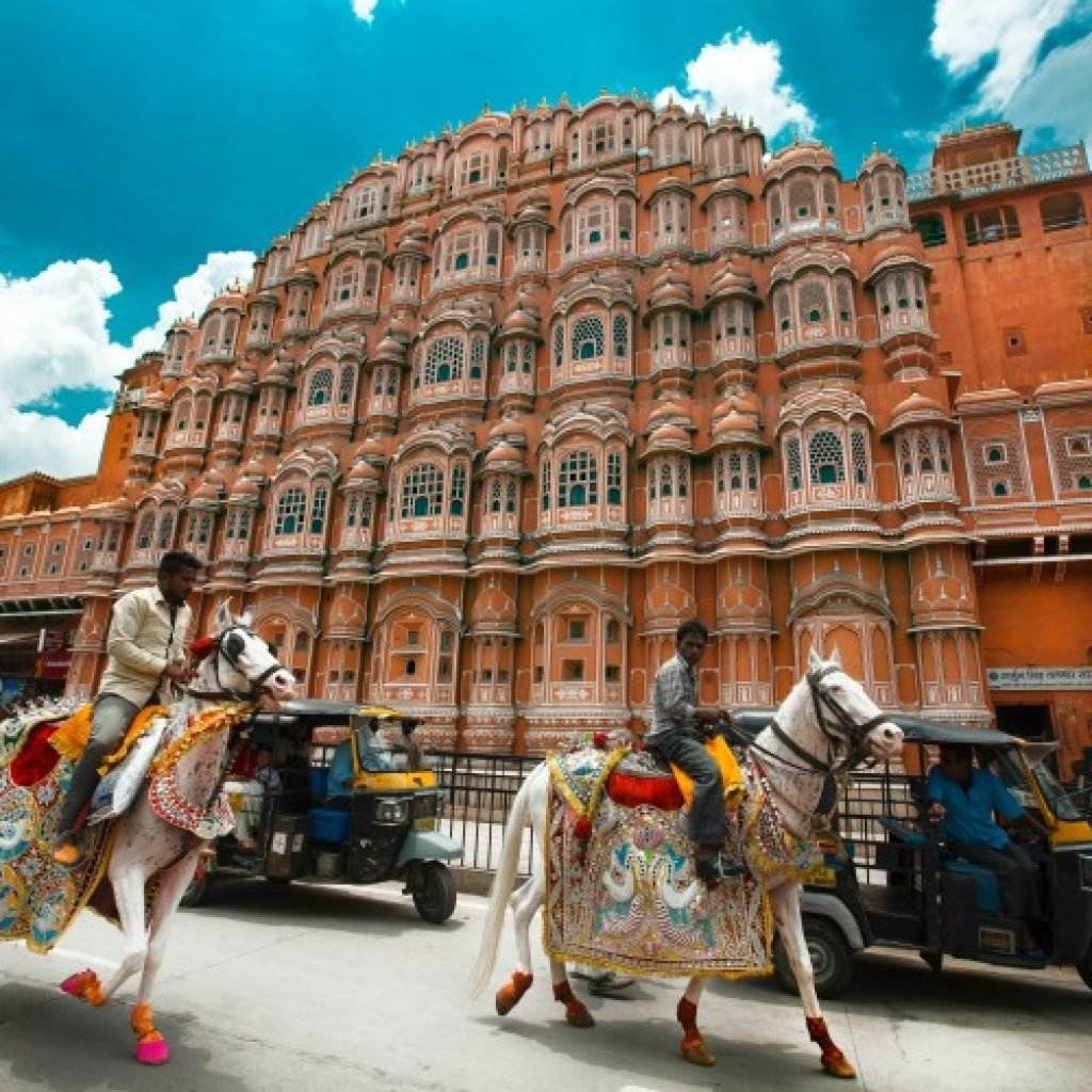 Hawa Mahal, Jaipur - key attraction on the Golden Triangle tour in India