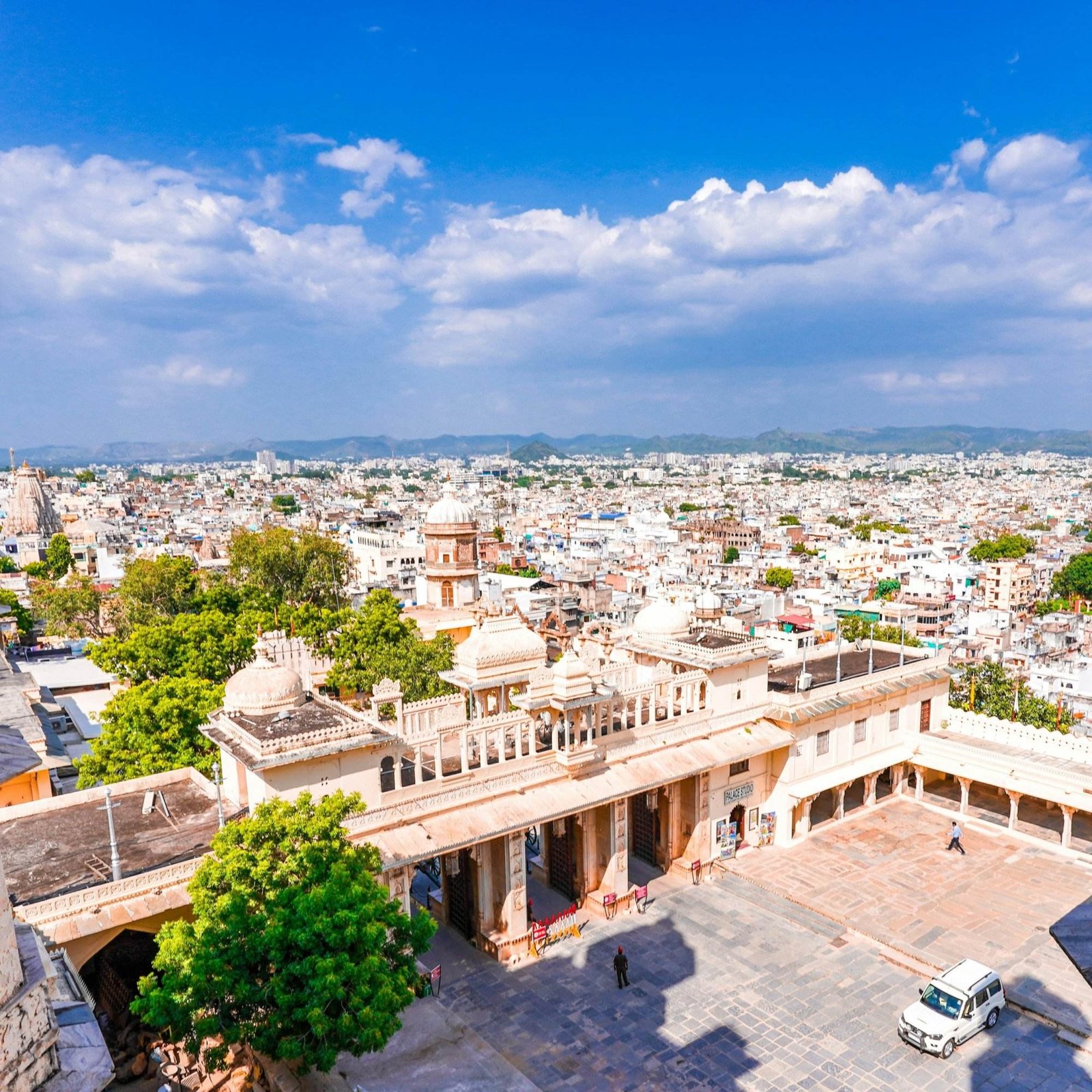 Mughal Architecture in the Golden Triangle