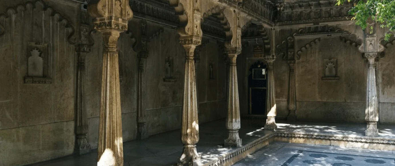 Heritage Architecture & Grandeur